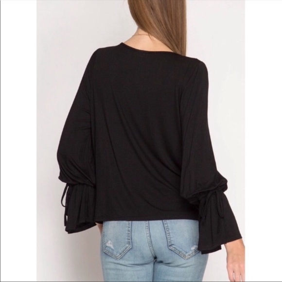 Black Twist Front Top - Picture 2 of 4